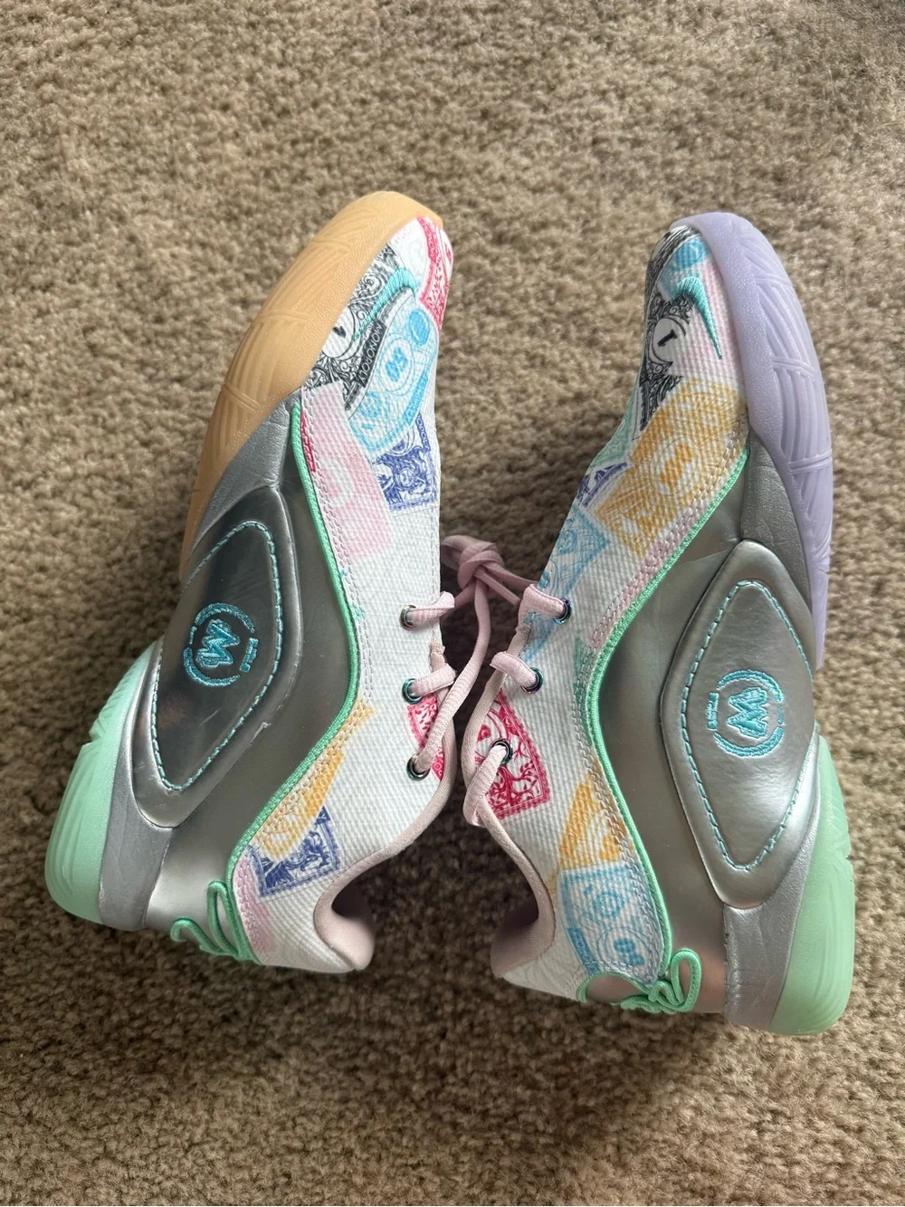 Nike playful money